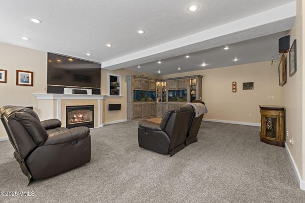 Fireplace, Interior, Living room, Recessed Lighting
