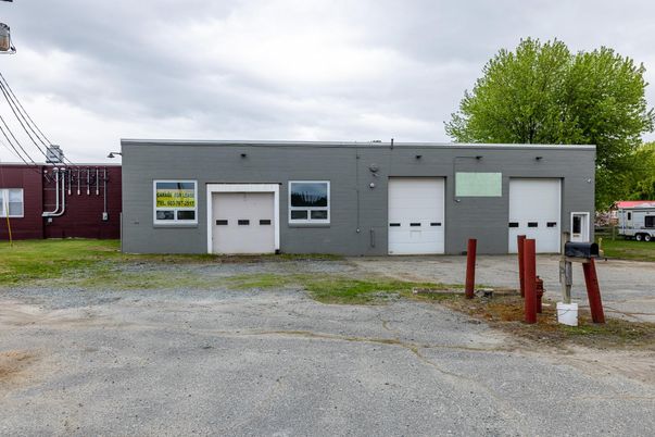 Backyard, Detached Garage, Exterior