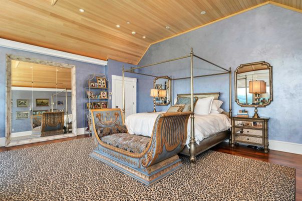 Bedroom, Interior, Recessed Lighting, Wooden Ceilings, Wood Texture Flooring