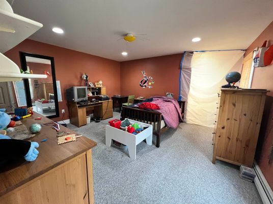 Game Room, Interior, Recessed Lighting