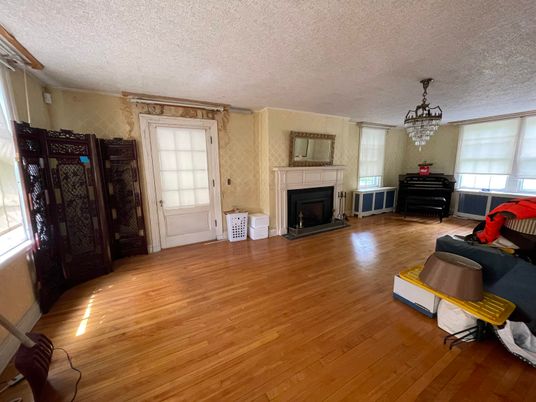 Chandelier, Fireplace, Interior, Wood Texture Flooring