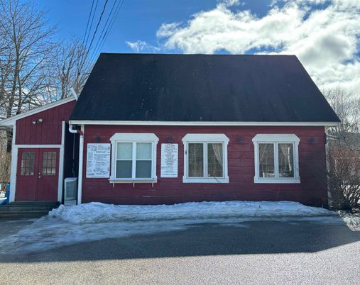 Exterior, Facade, Cape Cod