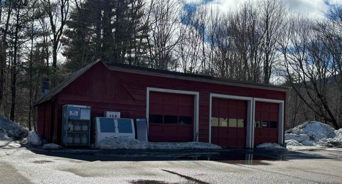 Detached Garage, Exterior