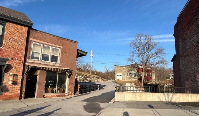 Exterior, Facade, Brick Facade, Rowhouse