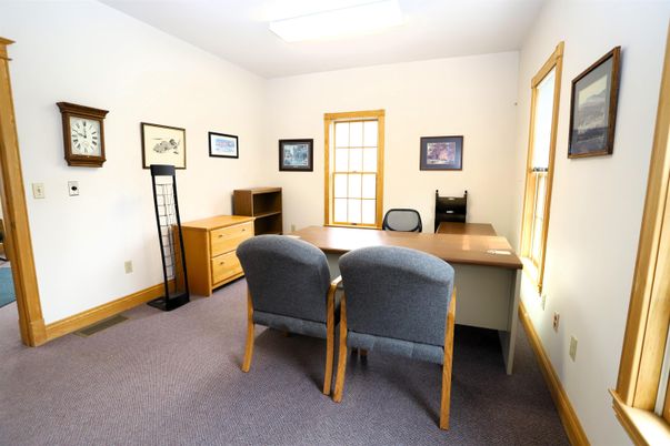 Home Office, Interior