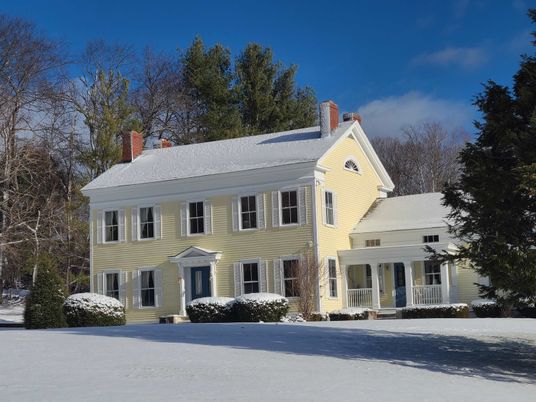 Exterior, Facade, Georgian