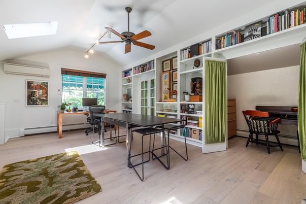 Game Room, Home Office, Interior, Wood Texture Flooring
