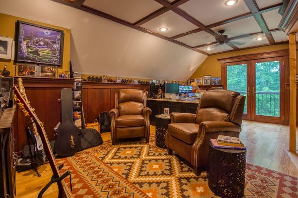 Home Office, Interior, Recessed Lighting, Wood Texture Flooring