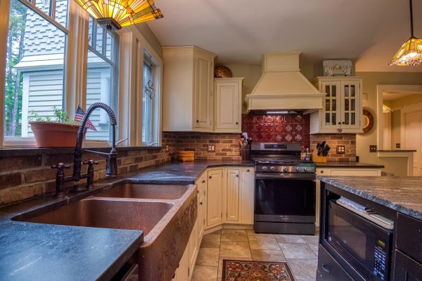 Interior, Kitchen, Pendant Lights, Stone Walls