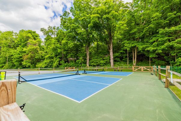 Exterior, Tennis Courts