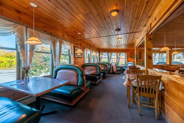 Dining room, Interior, Pendant Lights, Wooden Ceilings, Wooden Walls