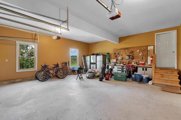 Garage, Interior