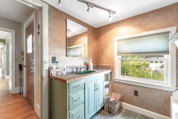 Bathroom, Interior, Wood Texture Flooring