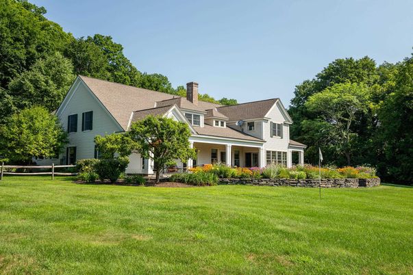 Backyard, Exterior, Facade, Farmhouse