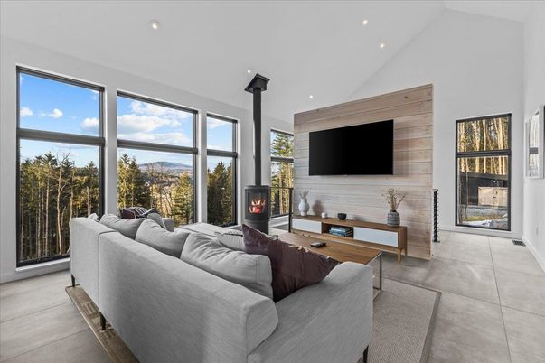 Fireplace, Interior, Living room, Recessed Lighting