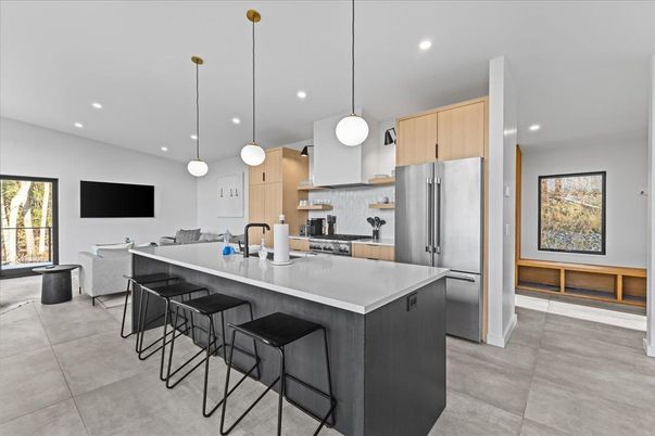 Interior, Kitchen, Pendant Lights, Recessed Lighting, Stainless Steel Appliances
