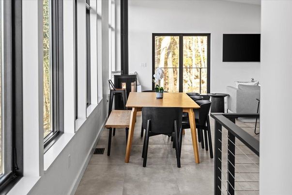 Dining room, Interior