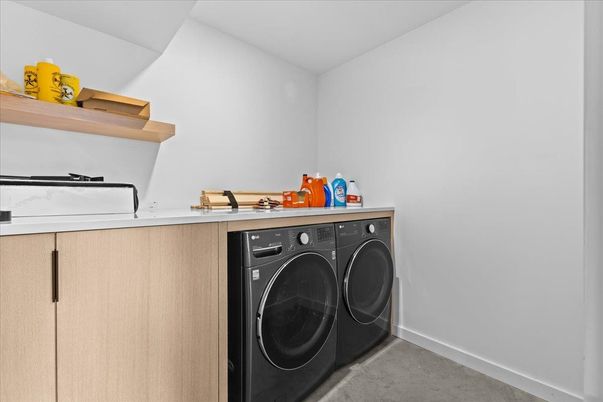 Interior, Washer