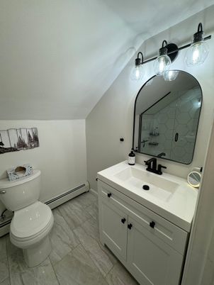 Bathroom, Dual Sink Vanities, Interior