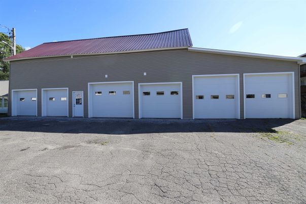 Detached Garage, Exterior