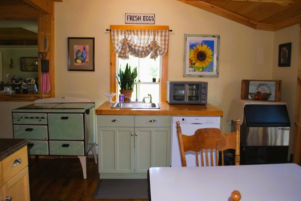 Chandelier, Interior, Kitchen, Wooden Ceilings, Wood Texture Flooring