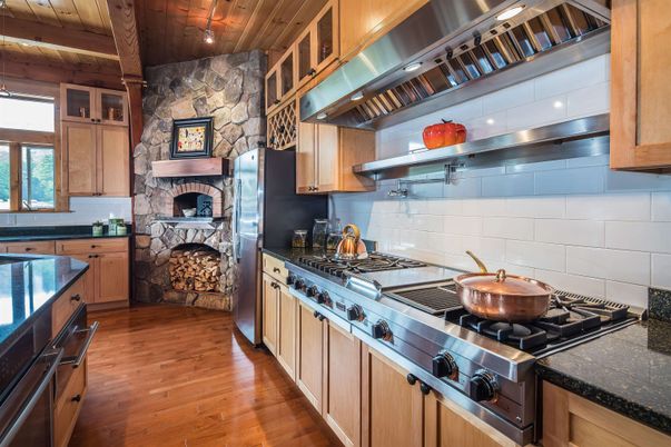 Fireplace, Interior, Kitchen, Stainless Steel Appliances, Stone Walls, Wooden Beams, Wooden Ceilings, Wood Texture Flooring