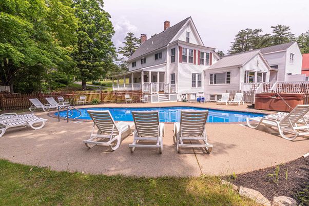 Exterior, Pool