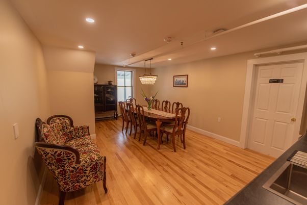 Chandelier, Dining room, Interior, Recessed Lighting, Wood Texture Flooring
