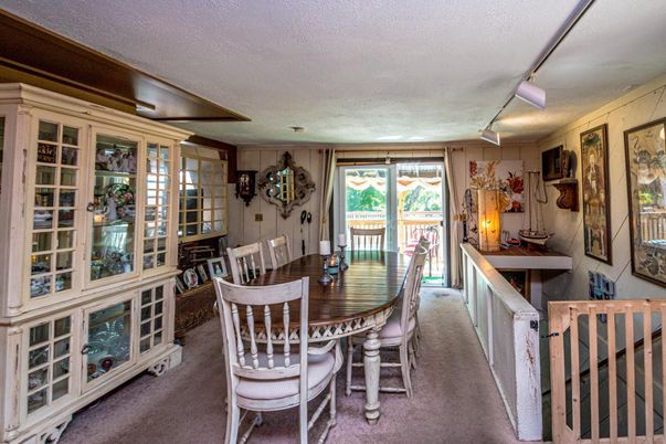 Dining room, Interior