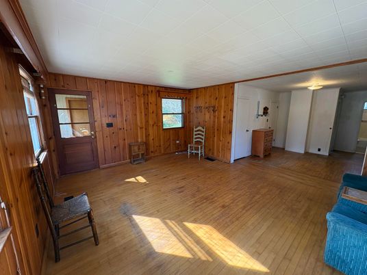Empty room, Interior, Wood Texture Flooring, Wooden Walls