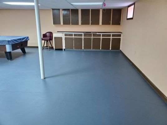 Game Room, Interior