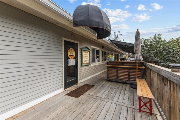 Exterior, Hot Tub