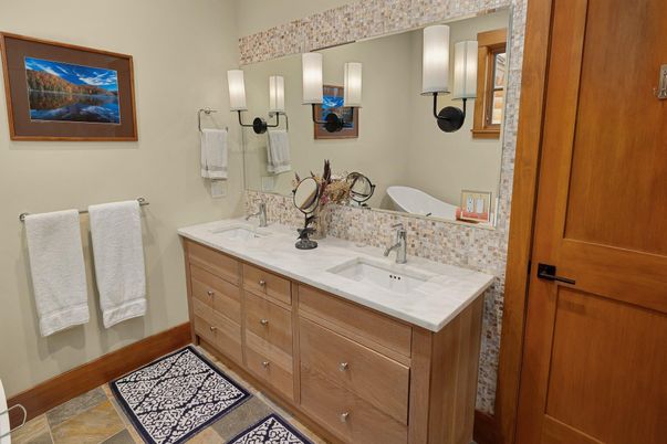 Bathroom, Dual Sink Vanities, Interior