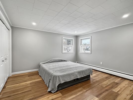 Bedroom, Interior, Recessed Lighting, Wood Texture Flooring