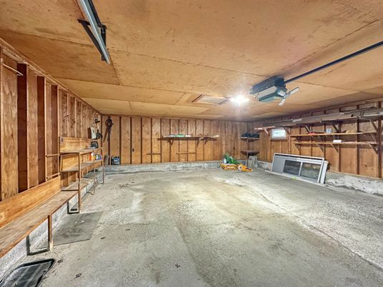 Interior, Wooden Walls