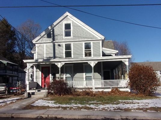Exterior, Facade, Queen Anne Victorian