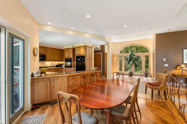 Dining room, Interior, Kitchen, Recessed Lighting, Wood Texture Flooring