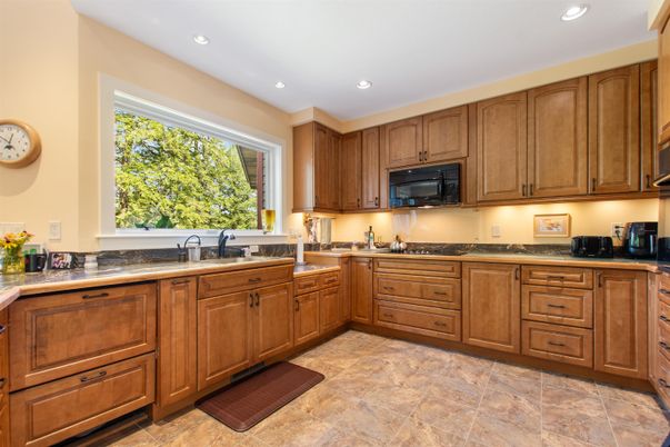 Interior, Kitchen, Recessed Lighting