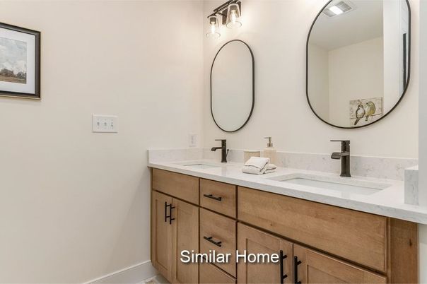 Bathroom, Dual Sink Vanities, Interior
