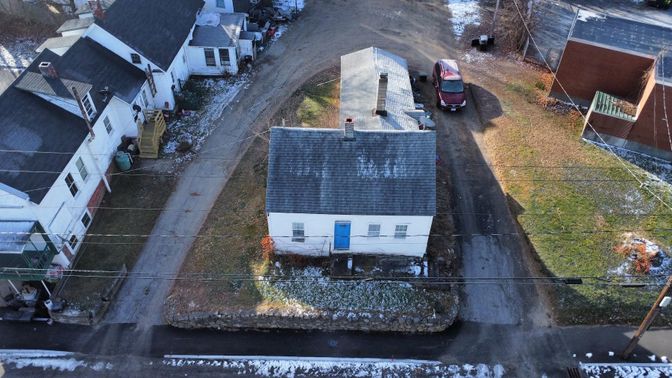 Exterior, Drone