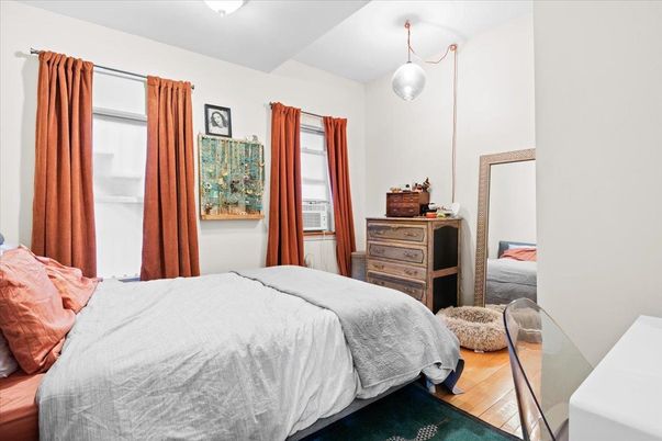 Bedroom, Interior, Pendant Lights, Wood Texture Flooring