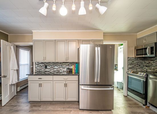 Interior, Kitchen, Stainless Steel Appliances, Wood Texture Flooring