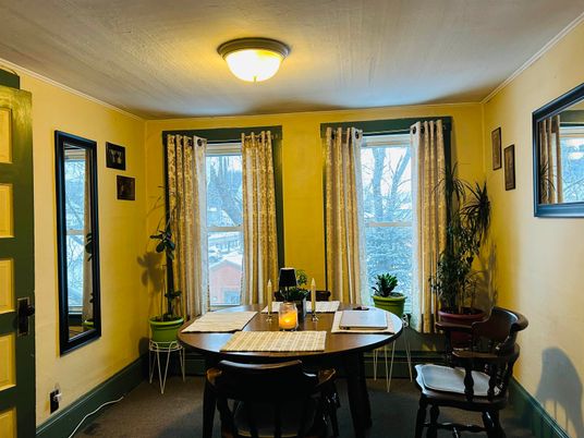 Dining room, Interior