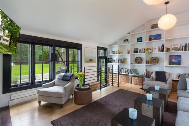 Interior, Living room, Pendant Lights, Wood Texture Flooring