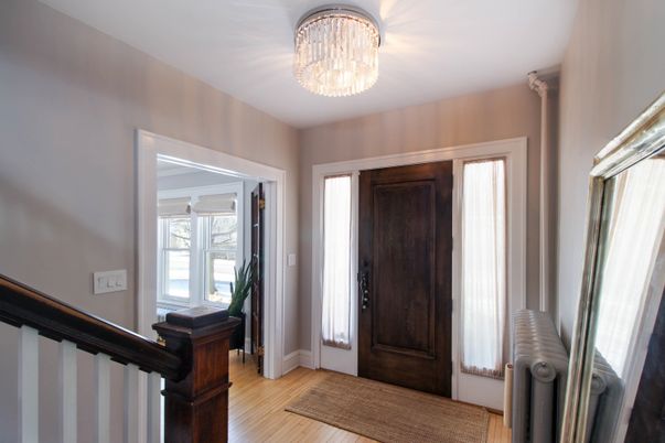Chandelier, Interior, Wood Texture Flooring