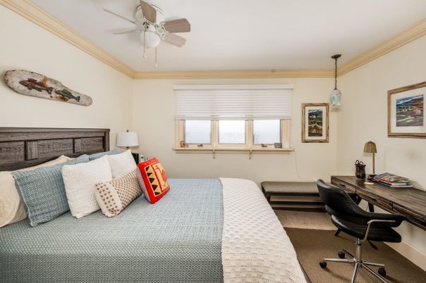 Bedroom, Home Office, Interior, Pendant Lights