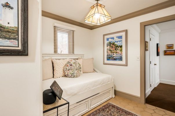 Bedroom, Interior, Pendant Lights