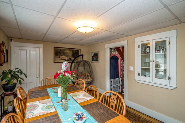 Dining room, Interior