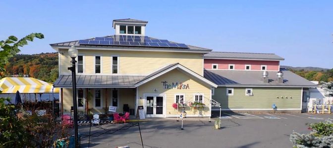 Exterior, Facade, Solar Panels, American Foursquare
