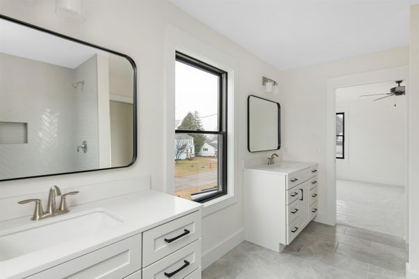 Bathroom, Dual Sink Vanities, Interior